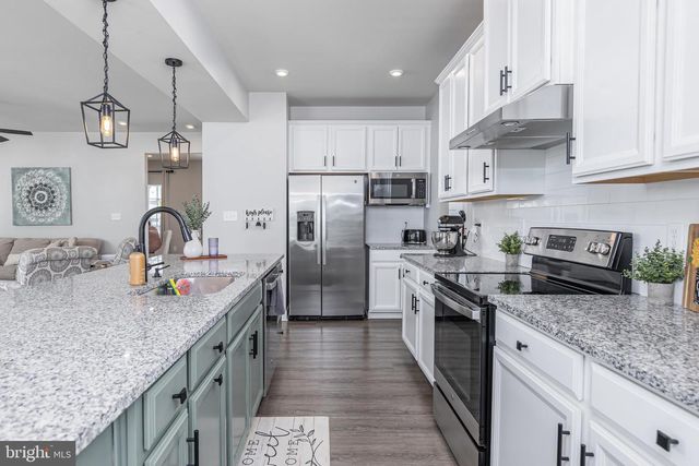 133 MERSEYSIDE DR, Woolwich Twp, NJ 08085