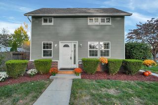 238 S Vine Street, Pataskala, OH 43062