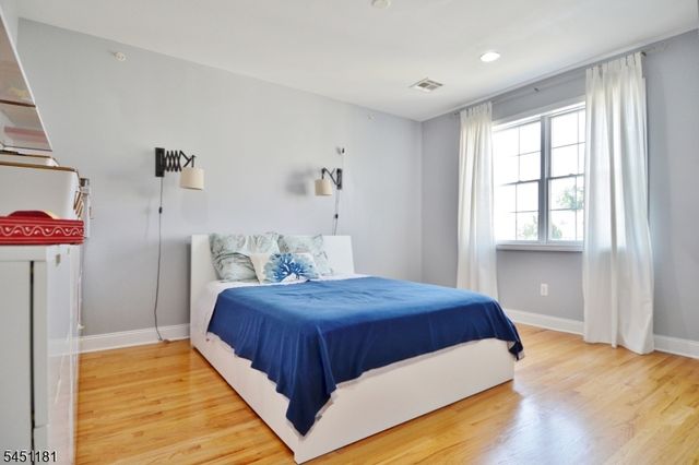 604 Avenue A 104, Bayonne City, NJ 07002