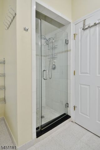 604 Avenue A 104, Bayonne City, NJ 07002