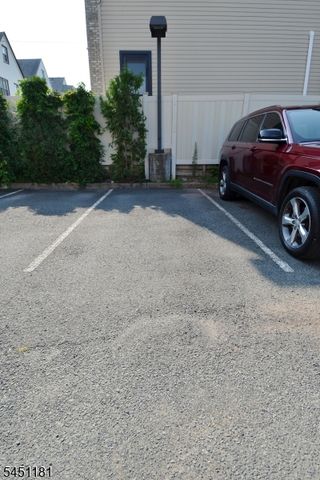 604 Avenue A 104, Bayonne City, NJ 07002