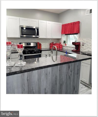 325 E 20TH ST, Chester, PA 19013