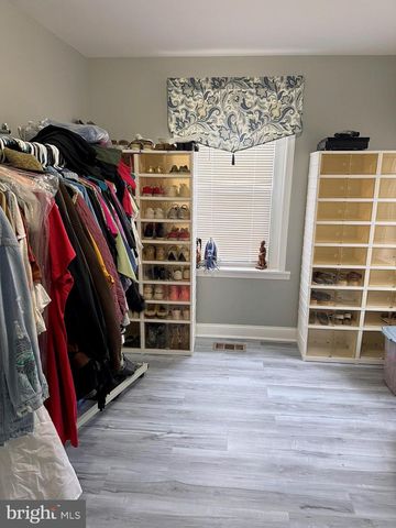 325 E 20TH ST, Chester, PA 19013