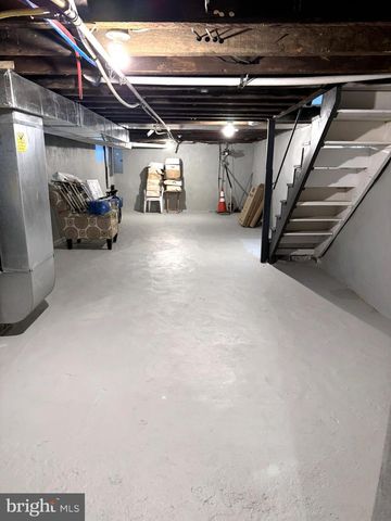 325 E 20TH ST, Chester, PA 19013