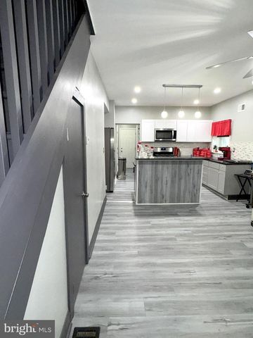 325 E 20TH ST, Chester, PA 19013