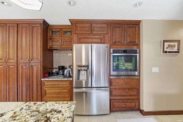 3718 High Acre Place, West Lafayette, IN 47906