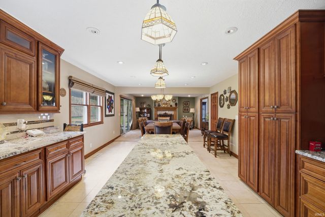 3718 High Acre Place, West Lafayette, IN 47906