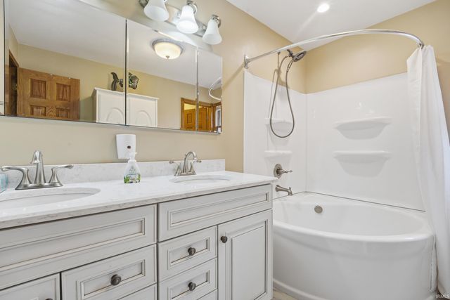 3718 High Acre Place, West Lafayette, IN 47906