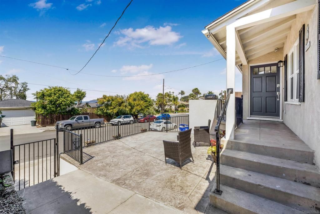 1735 Froude St, San Diego, CA 92107 — exterior