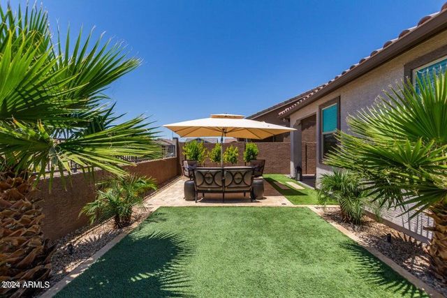 9001 W RANCHO Drive, Glendale, AZ 85305