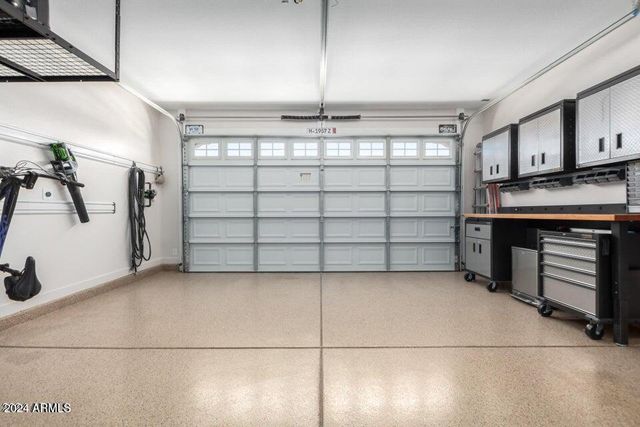 9001 W RANCHO Drive, Glendale, AZ 85305