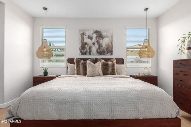 9001 W RANCHO Drive, Glendale, AZ 85305