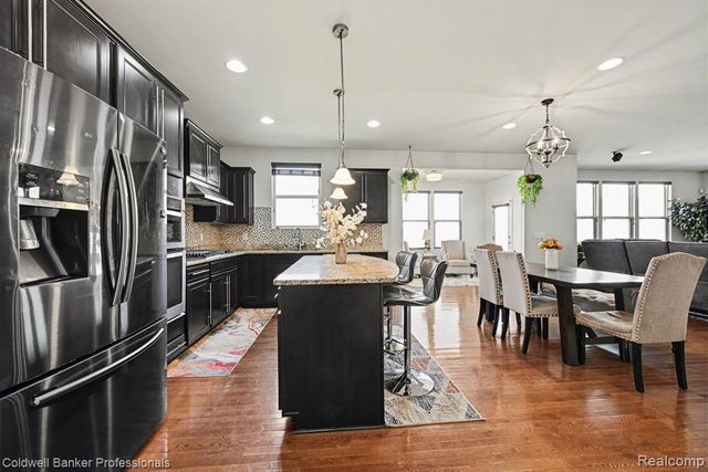 29994 Braeburn, New Hudson, MI 48165
