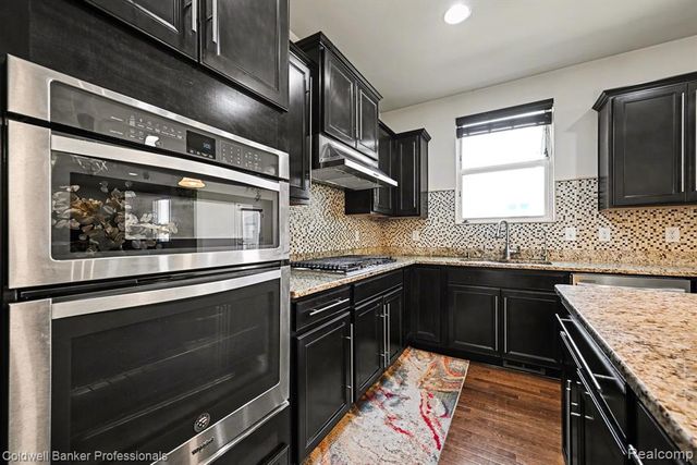 29994 Braeburn, New Hudson, MI 48165