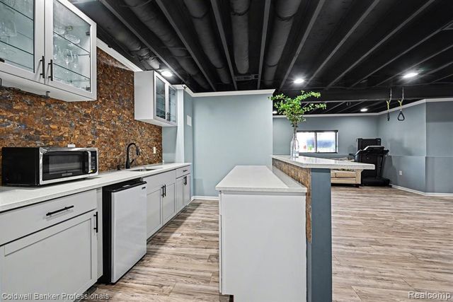 29994 Braeburn, New Hudson, MI 48165