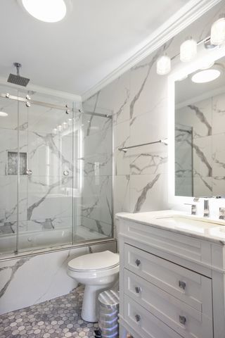 2938 E Shagbark Trail, Crete, IL 60417