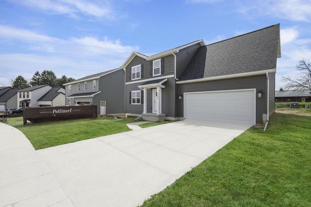 203 Dahlia Drive, Stoughton, WI 53589