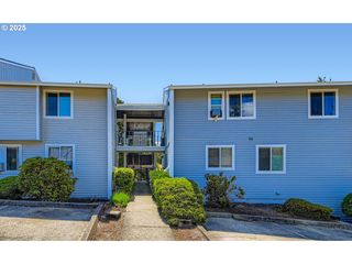 12602 Se 110TH Ct, Clackamas, OR 97015