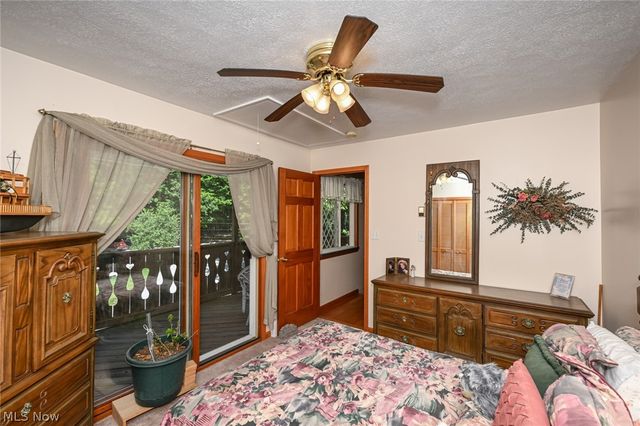 1720 Hinckley Hills Road, Hinckley, OH 44233