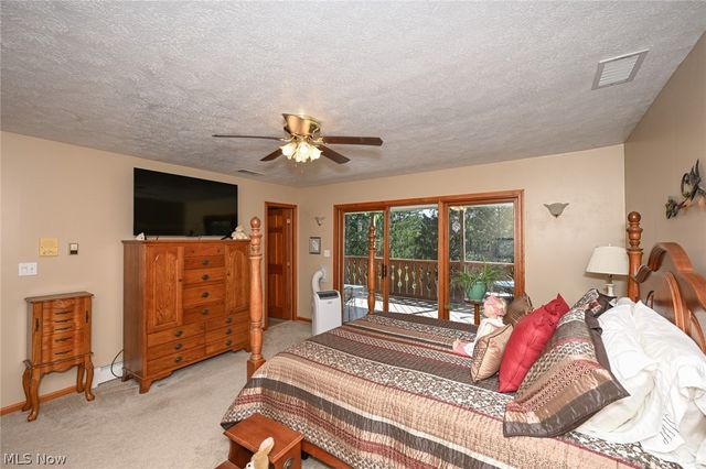 1720 Hinckley Hills Road, Hinckley, OH 44233