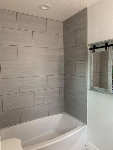 1105-1107 W G St, Oakdale, CA 95361