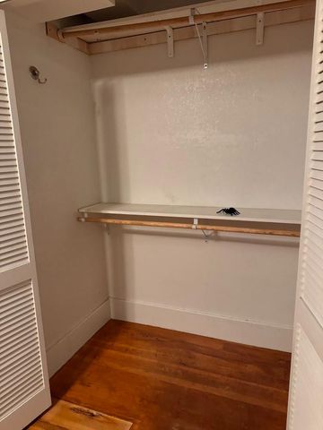 1105-1107 W G St, Oakdale, CA 95361