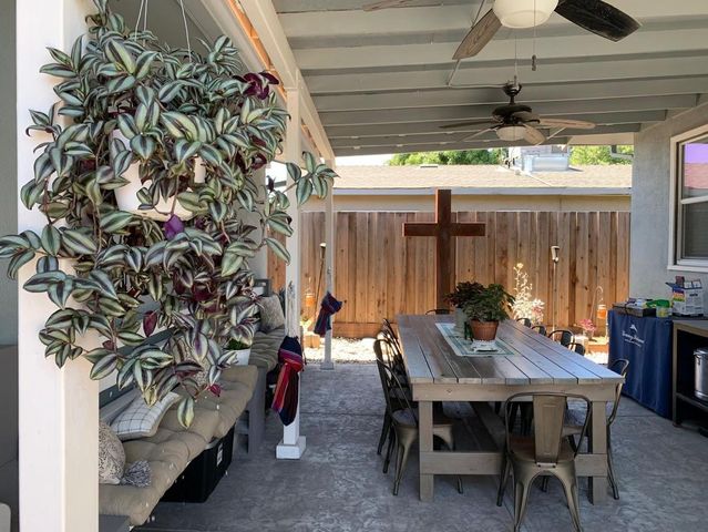 1105-1107 W G St, Oakdale, CA 95361