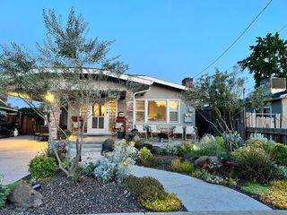 1105-1107 W G St, Oakdale, CA 95361