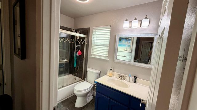 322 Hemphill Way, Roseville, CA 95678