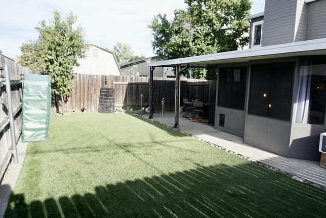 322 Hemphill Way, Roseville, CA 95678