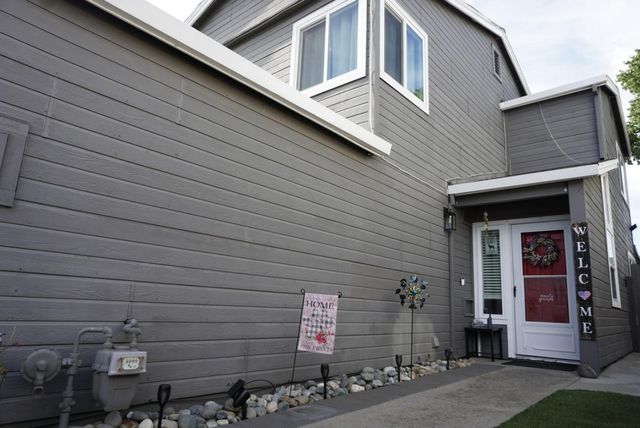 322 Hemphill Way, Roseville, CA 95678