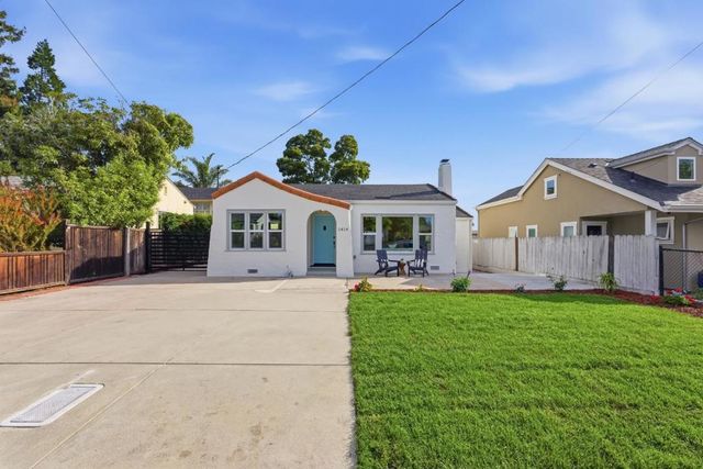 1414 Laurel, Santa Cruz, CA 95060