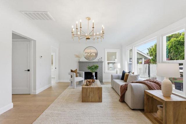 1414 Laurel, Santa Cruz, CA 95060