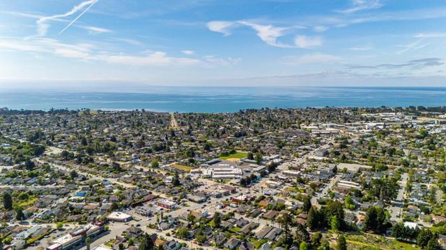 1414 Laurel, Santa Cruz, CA 95060