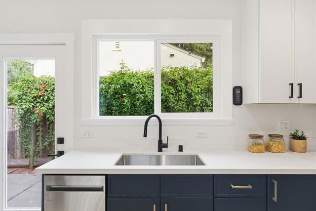 1414 Laurel, Santa Cruz, CA 95060