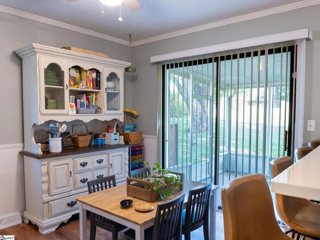 7 Crowndale Court, Taylors, SC 29687