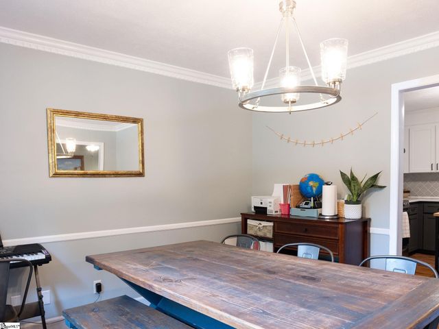 7 Crowndale Court, Taylors, SC 29687