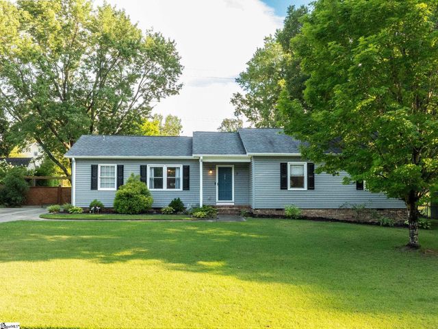 7 Crowndale Court, Taylors, SC 29687