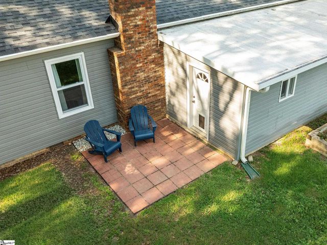 7 Crowndale Court, Taylors, SC 29687