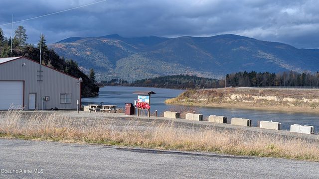 53 Soaring Eagle Lane, Bonners Ferry, ID 83805