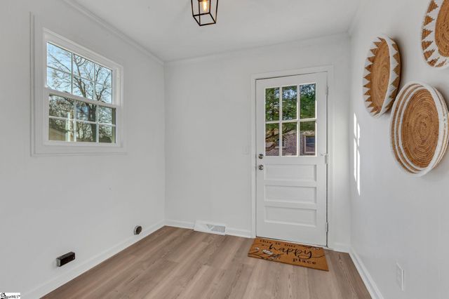 106 Lynn Drive, Taylors, SC 29687