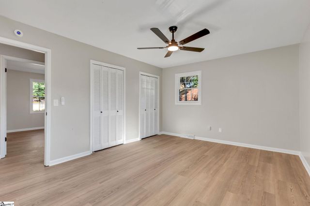 106 Lynn Drive, Taylors, SC 29687