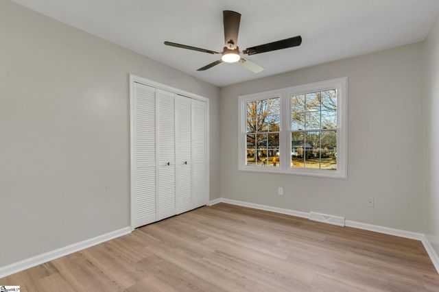 106 Lynn Drive, Taylors, SC 29687