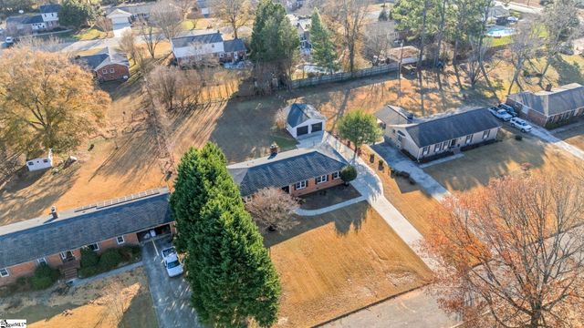 106 Lynn Drive, Taylors, SC 29687