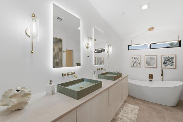 6519 N 86th Place, Scottsdale, AZ 85250