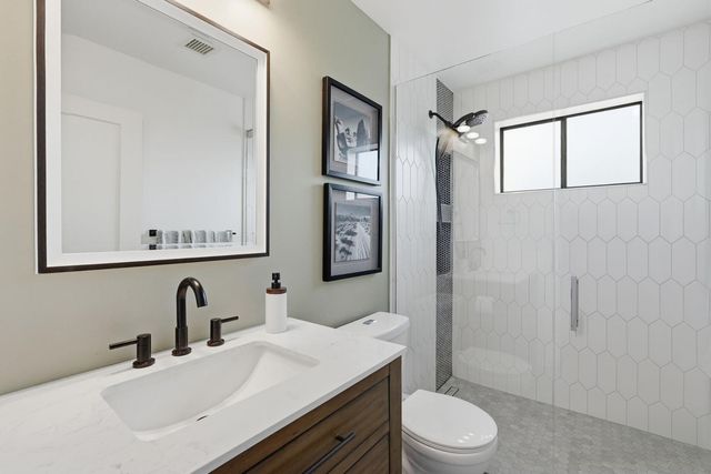 6519 N 86th Place, Scottsdale, AZ 85250