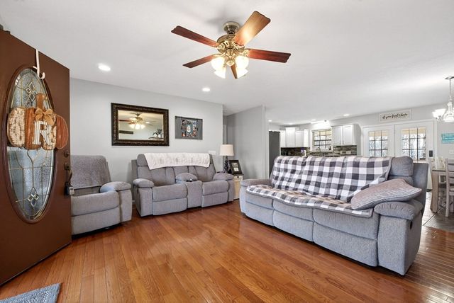 151 Hack Dyer Ln, Bloomington Springs, TN 38545