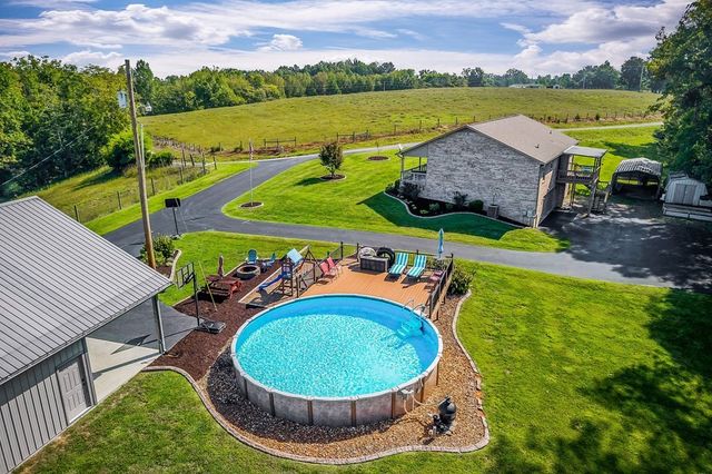 151 Hack Dyer Ln, Bloomington Springs, TN 38545