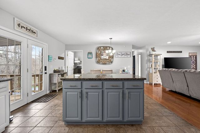 151 Hack Dyer Ln, Bloomington Springs, TN 38545