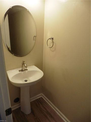 2364 Charing Cross RD, Virginia Beach, VA 23456
